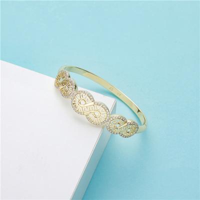 China Environmentally Friendly Hot Selling 2021 April New Popular Women's Simple Personality Hollow Out Fashion Atmosphere Gold Exquisite Bracelet for sale