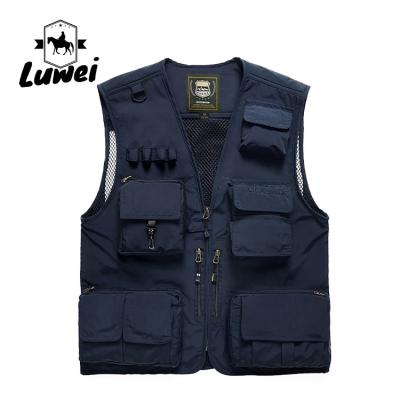 China QUICK DRY Tactical Custom Duty Outdoor Fishing Sleeveless Lightweight Utility Knit Vest Men Multi Pocket Vest For Workout for sale