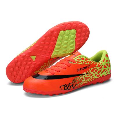 China Fashion\comfortable walking style\goods 2021 new shoes Spike Football Shoes Competition Training children's shoes for sale