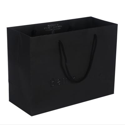 China Recycled Materials Luxury Small Shopping Wedding Gift Custom Paper Bag Manufactures for sale