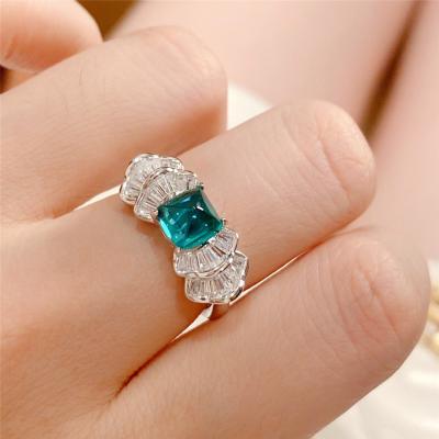 China Aimgal FASHIONABLE jewelry s925 fine silver 18k gold plated high carbon 5A green diamond 1.4ct diamond ring for sale