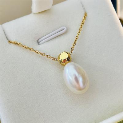 China Aimgal FASHIONABLE Fine Jewelry Wholesale Silver S925 Gold Plated Oval Natural Baroque Freshwater Pearl Pendant Necklace for sale