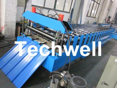 China Metal Roofing Sheet Cold Roll Forming Machine with Hydraulic Post Cutting for sale