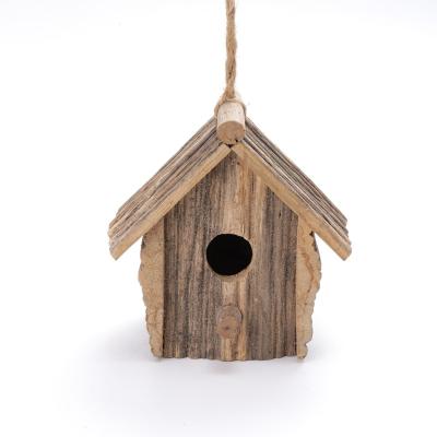 China Waterproof Durable Sturdy Wood Natural Material Waterproof Durable Premium Bird Wooden Bird Outdoor Hanging House Garden Yard Decoration for sale