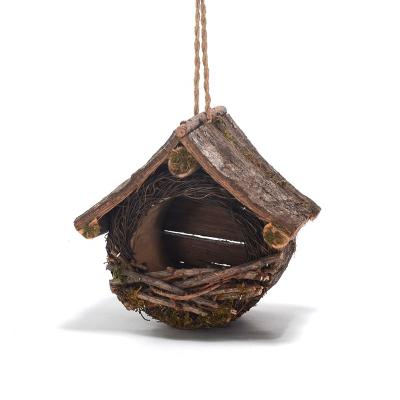 China Cheap Rustic Windproof Wooden House Bird Nest and Creative Bird House Decoracion de pajaros de nido de legno d'uccelli de nido for sale