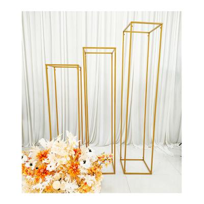 China Moden Iron Metal Gold Wedding Flower Table Stands Decorations Removable Vase Wedding Centerpieces Stage Decorations for sale