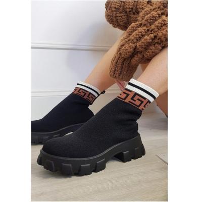 China 2021 anti-slip new style winter boots women plus size Chunky Sole Martin Boots Platform winter thumps boots for sale