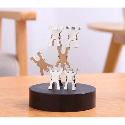 China Metal Sculpture Magnetic Staples for sale