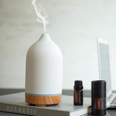 China Hotel home office new ceramic essential oil diffuser air purifier is suitable for families and hotels for sale