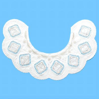 China large applique 3D neckline trim guipure neck lace beaded lace patches sewing applique embroidered lace collar applique for dres for sale