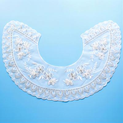 China 3D Fashion New Neckline Trim Applique Guipure Neck Lace Patches Sewing Applique Embroidered Lace Collar Applique for dres for sale