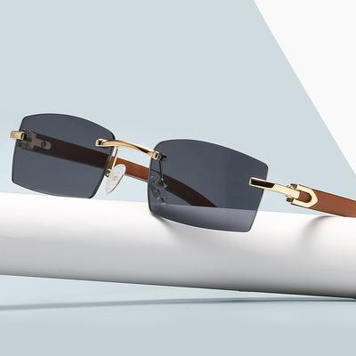 China Fashion Sunglasses 2022 Men Custom Logo Wood Grain Color Buffalo Horn Fashion Rectangle Square Sun Glasses Rimless Sunglasses River Gafas De Sol for sale