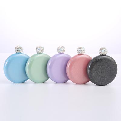 China 8 Ounce Modern Colorful Stainless Steel Mini Hip Flask Alcohol Liquor Flask Colorful Glitter Coating For Women for sale