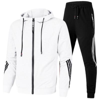 China Sustainable Slim Stripe Motion Quilting Men's Custom Sweatsuit Set With Hoodie for sale