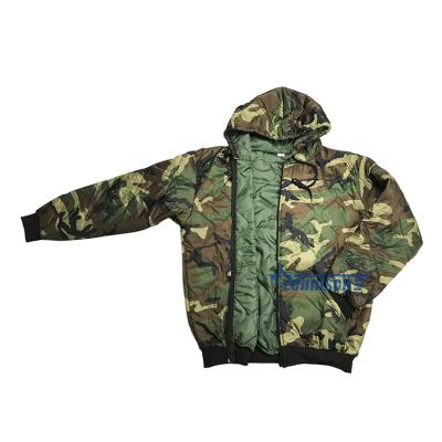 中国 Lightweight Reversible Mens Camouflage Jacket 100% Nylon Tear-stop Water Repellent Woobie Tactical Hunting Military Hoodie 販売のため