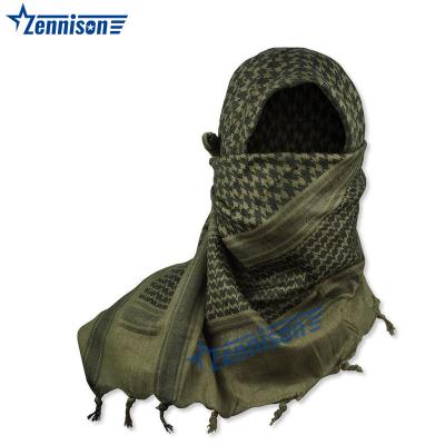 中国 100% Arabian Light Weight Cotton Desert Shemagh Scarf Windproof Men Military Shemagh 販売のため