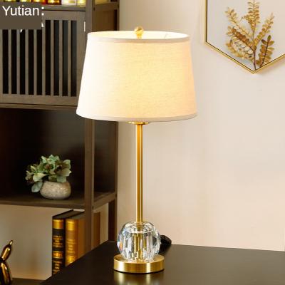 China luxury hotel style modern crystal decorative american table lamp for sale