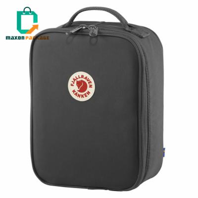 China Canton Fair High Quality Milk Bottle Waterproof Insulated Bag Built In Cooler for sale