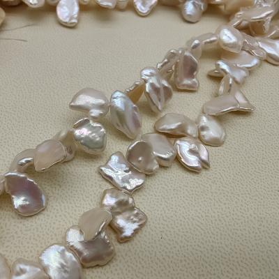 China Select Irregular Petal Shaped Pearls 10-15mm Size Large Flower Natural Freshwater Aquaculture Is Used To Make Jewelry Pendants And Irregular Baroque Pearls for sale