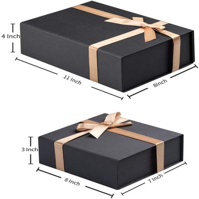 China Handmade luxury boxes with magnetic lids foldable boxes with magnetic lids for sale