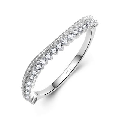 China Vintage Simple Classic Style Cubic Zirconia Ring Thin CZ Diamond Wedding Band Ring For Women for sale