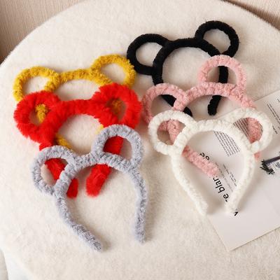 China Luxury Fashionable Colorful Designer Kids Winter Cute Fur Bear Ear Headbands Tiaras For Hair Accessories for sale