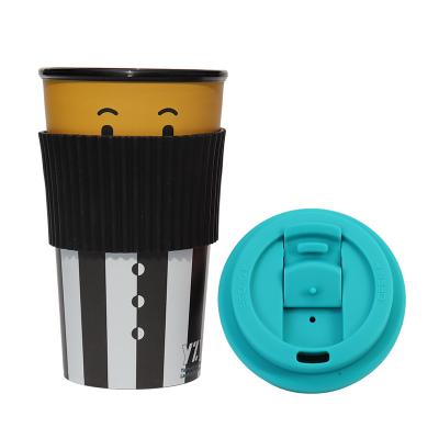 China Sustainable Coffee Cup Style Plastic With Lid Coffee Catering Anti Scalding Plastic Customizable Color And LOGO Modern 12OZ Coffee Cups for sale