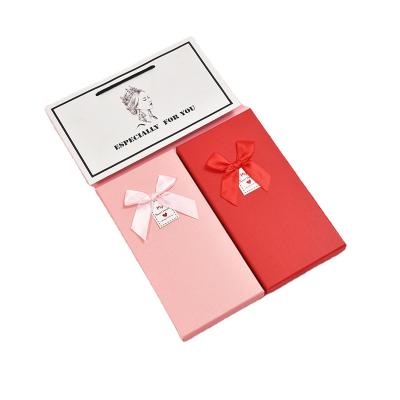 China Recyclable Custom Pink Luxury Lip Gloss Box Perfume Gift Box Good Quality Lipstick Packaging Boxes for sale