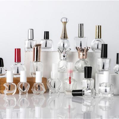 China Creative personal care capsule custom thickened glass cosmetic bottle with brush nail polish bottle for sale