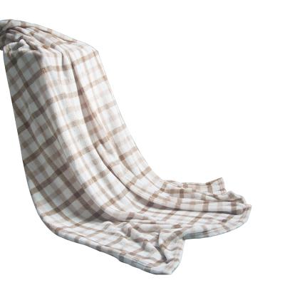 China Custom Made High Quality Anti-Static Heavy Warm Super Soft Flannel Throw Thermal Blanket Winter Blanket for sale