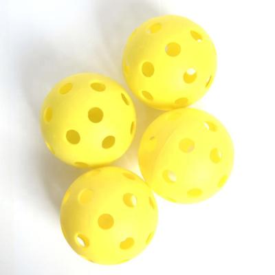 China Excellent Strength Factory Wholesale USAPA New Bound Outdoor Custom 26 36 40 Holes Pickleball Balls for sale