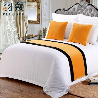 China Nondisposable Hotel Bed Sling Set Simple Modern Chinese Decorative Luxury Bed Runners And Cushion Set for sale