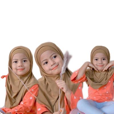 China Child Short Baby Tudung Hijab Little Girl Malaysia Inner Hat Snap Hijab For Toddler Kids Child for sale