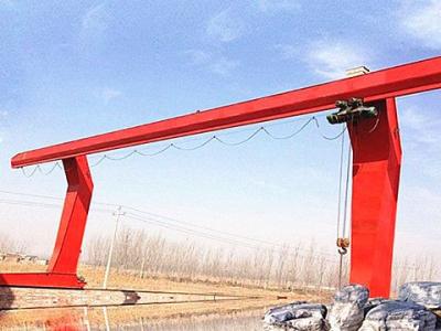 China MH 5 Ton Single Beam Gantry Crane mit Elektroseilzug zu verkaufen