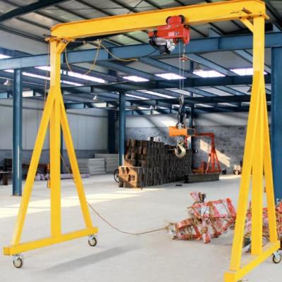 China Las ruedas universales de 1 Ton Small Portable Gantry Crane alisan comenzar y la detención en venta