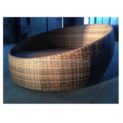 China Modern Hot Sale Moon Round Cushions Colorful Wicker Rattan Sun Shaped Outdoor Beds for sale