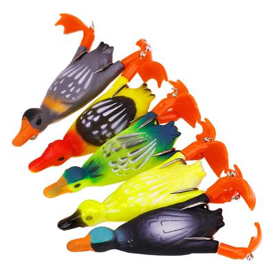 China 2022 New 9.5cm Silicagel + Fin Duck Rotating Tractor Soft Propeller 10.5g High Carbon Steel Fishing Artificial Plastic Topwater Floating Lure Bait for sale