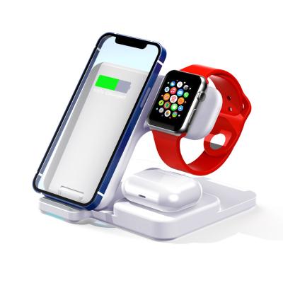 China 2022 Smart Watch New Arrival 15W Qi Fast Wireless Charger Dock Mobile Phone Radio Foldable Charging Station 3 in 1 Wireless Charger Stand for sale