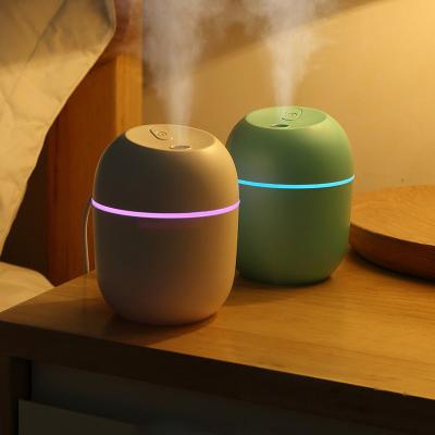 China Colorful Portable USB Air Humidifier Car Factory Wholesale Smart Appliances Night Light Humidifier for Home for sale