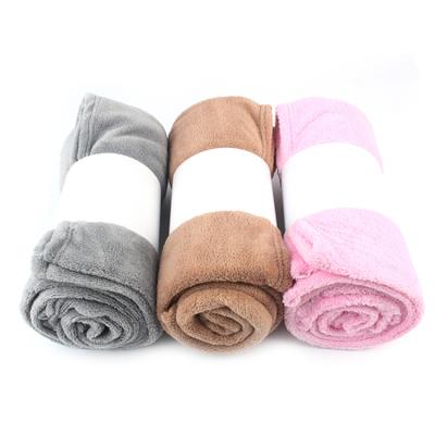 China Anti-pilling 100% Polyester Matched Fleece Blanket Factory Solid Coral Porcelain for sale