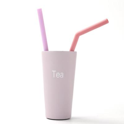 China Reusable Stocked Silicone Straw Food Grade Foldable Drinking Straws With Cleaning Brush for sale