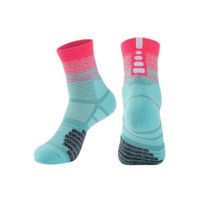 China Antibacterial Gradual Change Running Sweat-wicking Color Basketball Socks Towel Socks Lower Mid Length Quick-Drying Outdoor Elite Socks PS for sale