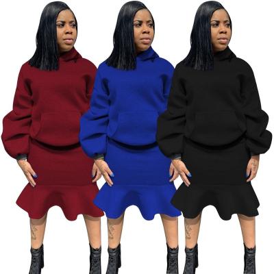 China Breathable 2022 New Arrivals Fashion Women Hooded Sleeve Pocket Sweater Knee Length Flare Skirt Air Layer Fabric 2 Pieces Set Dress for sale