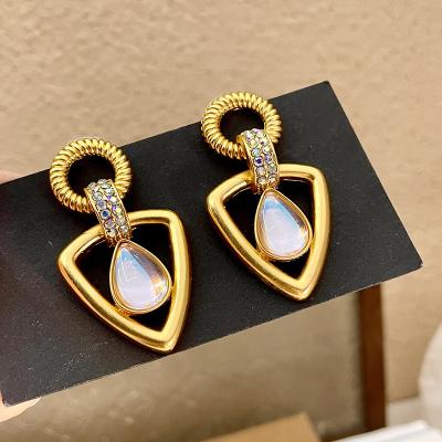 China 2023 Newest Design Vintage Earrings Eco-Friendly Triangle Hollow Earrings Drop Studs For Women for sale