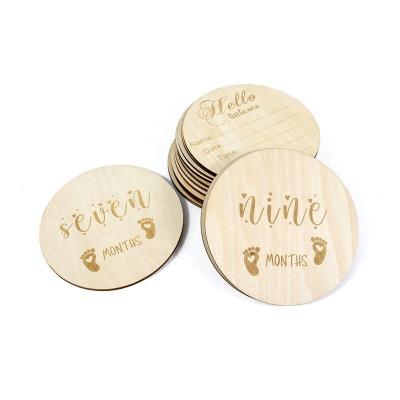 China Europe Newborn Wooden Monthly Milestone Set Baby Milestone Cards 0-12 Newborn Gift Wooden Baby Month for sale