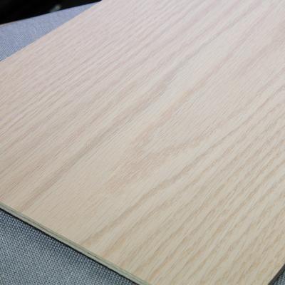 China Contemporary Melamine Veneer Wood Veneer Plywood Block Paper Laminated Board for sale