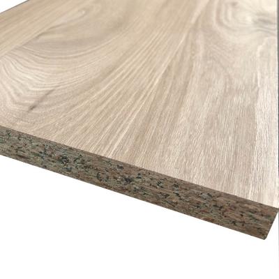 China Modern Wood Grain Laminatted HMR Synchronous Chipboard Particle Board for sale