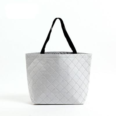 China Custom Shape Lovely Color Attractive Waterproof Non Woven Shopping Bag Eco - Friendly for sale