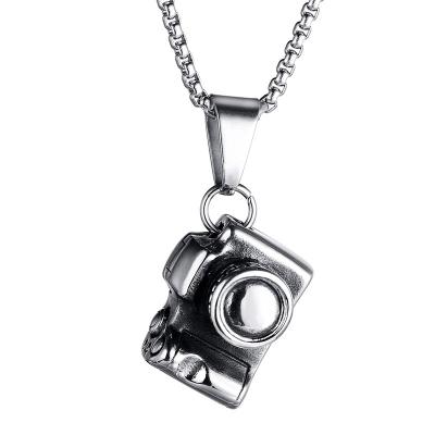 China Custom Metal Manufacturers Titanium Steel Men's Punk Character Pendant Stainless Steel Vintage Camera Necklace Accessories for sale