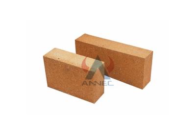 China Verzet me tegen Schuring 40Mpa 1680C Clay Refractory Brick For Building Te koop